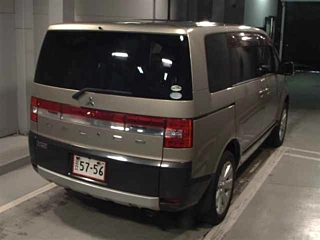 MITSUBISHI DELICA D5 2008