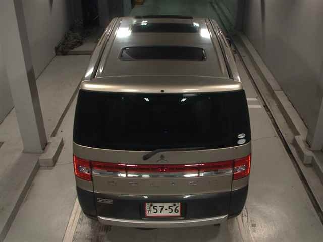 MITSUBISHI DELICA D5 2008