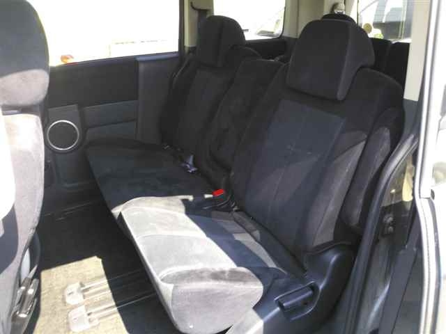 MITSUBISHI DELICA D5 2009