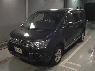 MITSUBISHI DELICA D5 2009