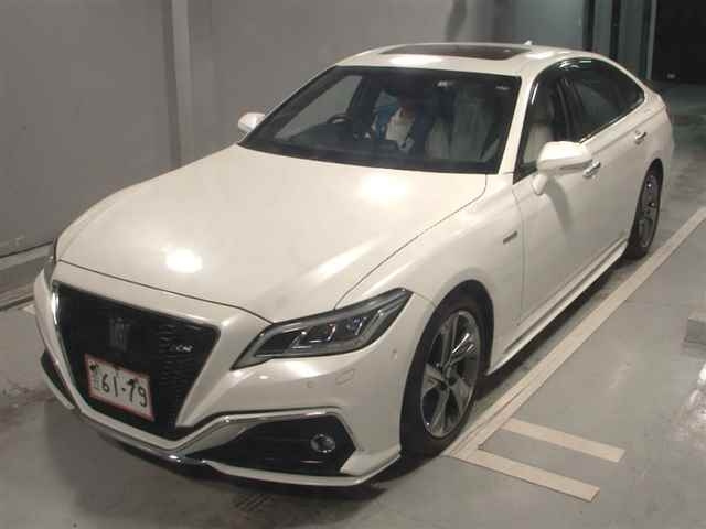 TOYOTA CROWN 2018