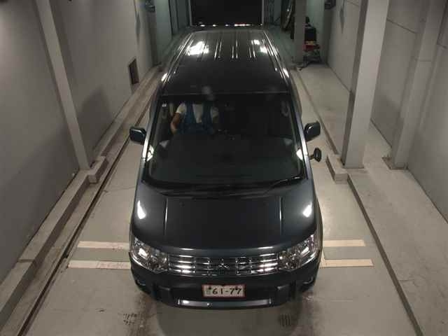 MITSUBISHI DELICA D5 2009