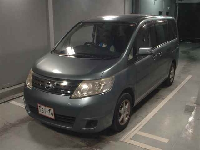 NISSAN SERENA 2010