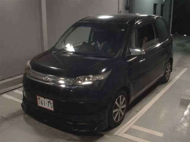 TOYOTA SPADE 2014