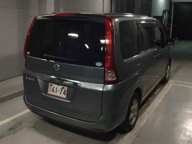 NISSAN SERENA 2010