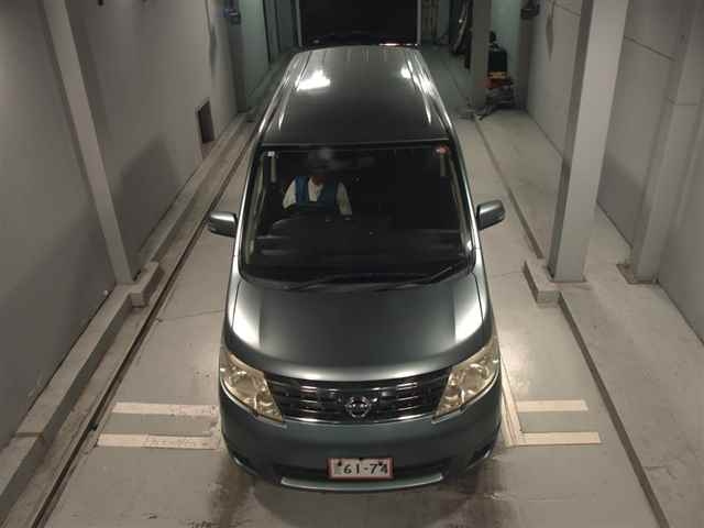 NISSAN SERENA 2010