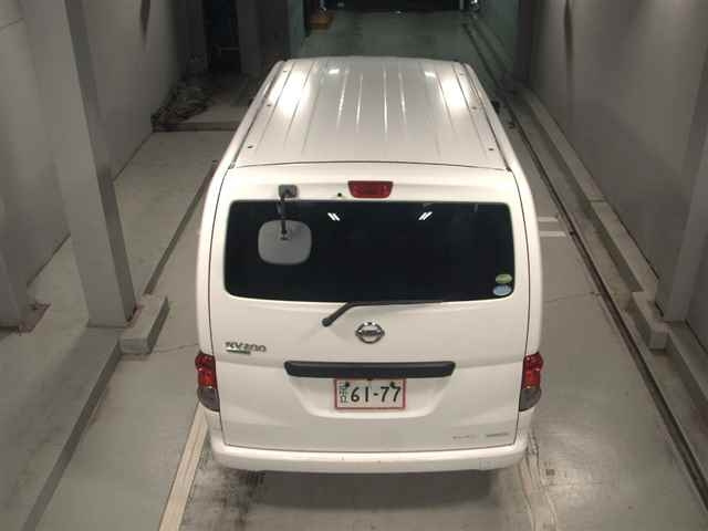 NISSAN NV200 2018