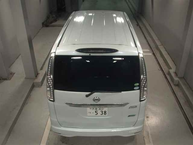 NISSAN SERENA 2015