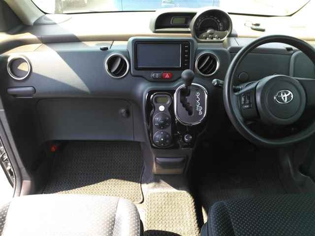 TOYOTA SPADE 2014