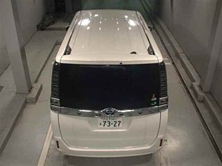 TOYOTA VOXY 2017