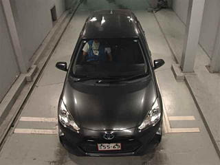TOYOTA AQUA 2016