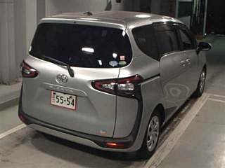 TOYOTA SIENTA 2016