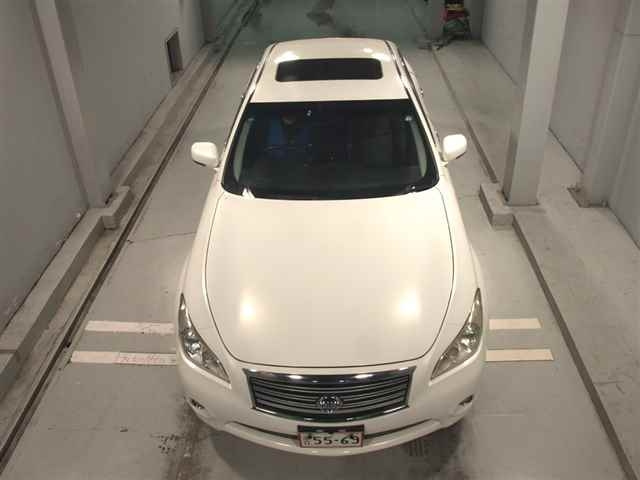NISSAN FUGA 2010