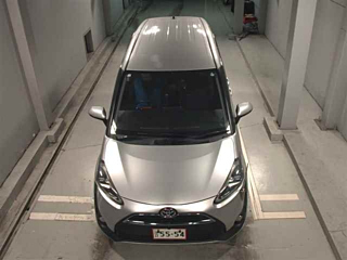 TOYOTA SIENTA 2016