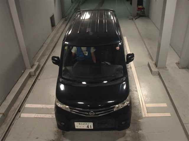 NISSAN ROOX 2010