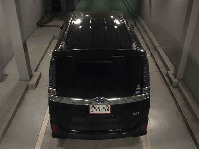 TOYOTA VOXY 2020