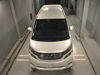 TOYOTA VELLFIRE 2010