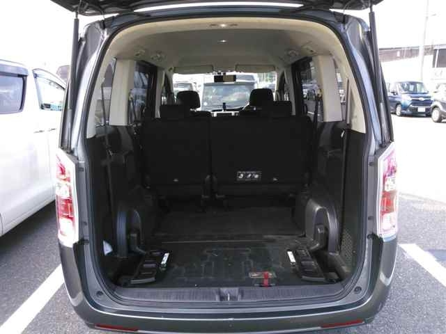 HONDA STEP WAGON 2011