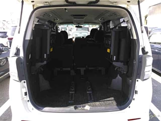 TOYOTA VELLFIRE 2010