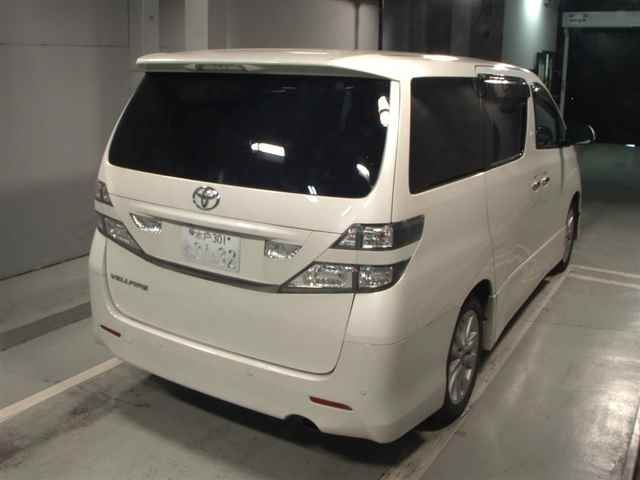 TOYOTA VELLFIRE 2010
