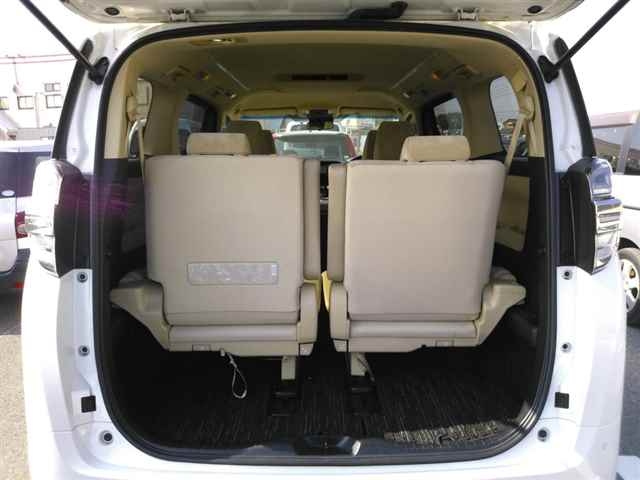 TOYOTA VELLFIRE 2019