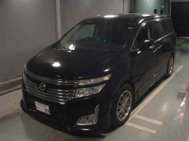 NISSAN ELGRAND 2010