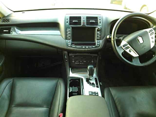 TOYOTA CROWN 2012