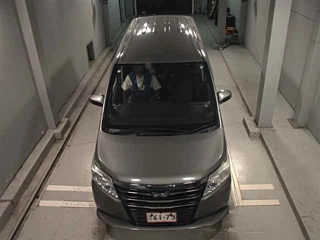 TOYOTA NOAH 2016