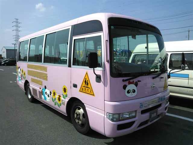 NISSAN CIVILIAN 2011