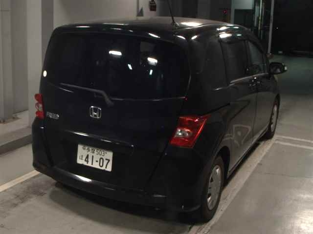 HONDA FREED 2009