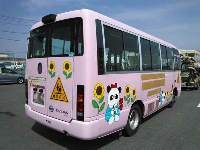 NISSAN CIVILIAN 2011