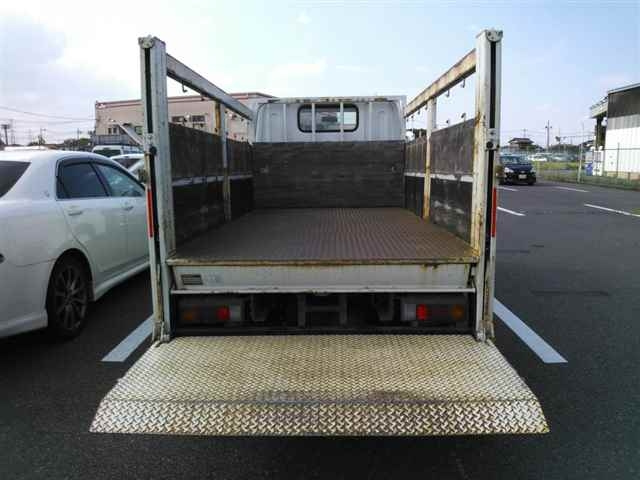 MITSUBISHI CANTER 2013