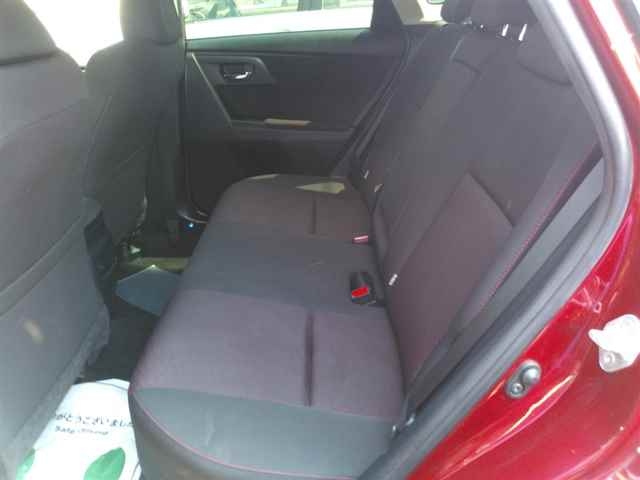 TOYOTA AURIS 2012