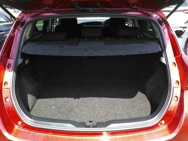 TOYOTA AURIS 2012