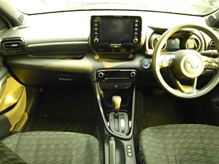 TOYOTA YARIS 2021