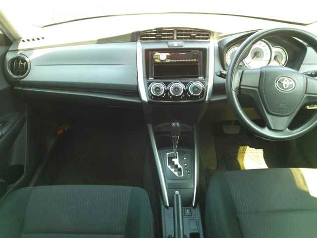 TOYOTA COROLLA FIELDER 2013