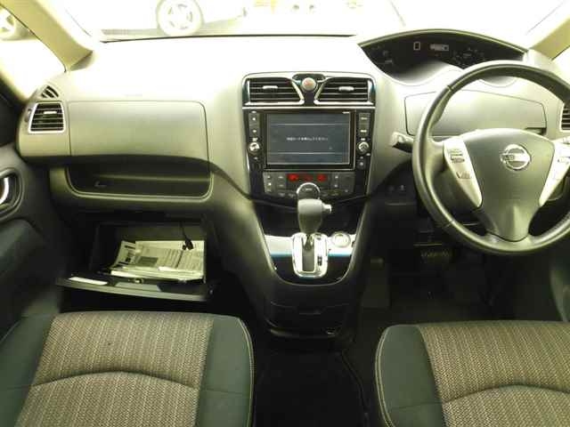 NISSAN SERENA 2015