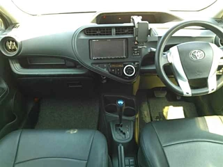 TOYOTA AQUA 2018