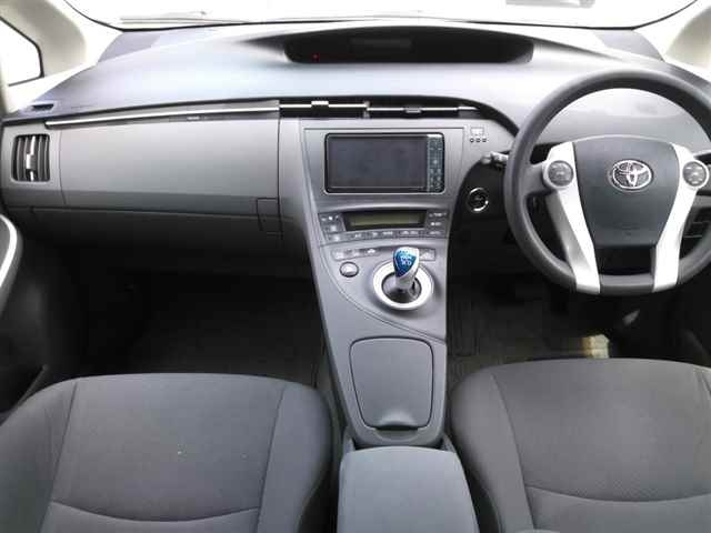 TOYOTA PRIUS 2010