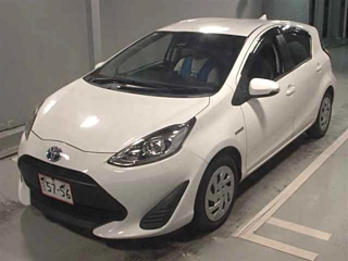 TOYOTA AQUA 2018