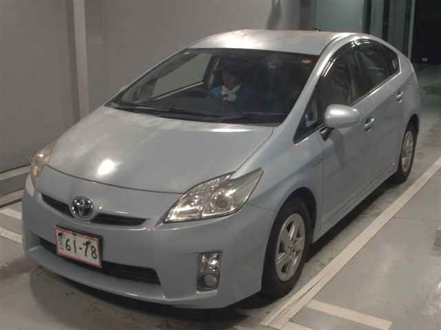 TOYOTA PRIUS 2010
