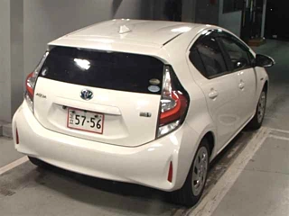 TOYOTA AQUA 2018