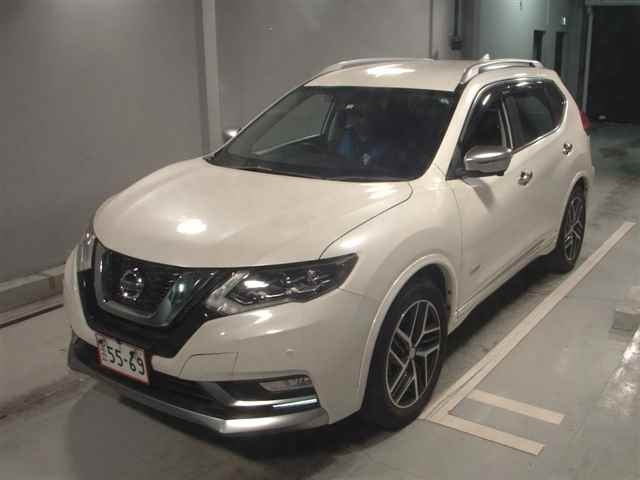 NISSAN X-TRAIL 2018