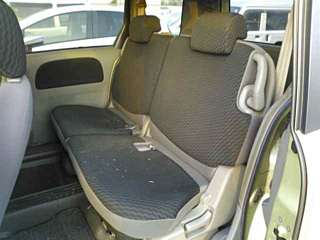 TOYOTA SIENTA 2010