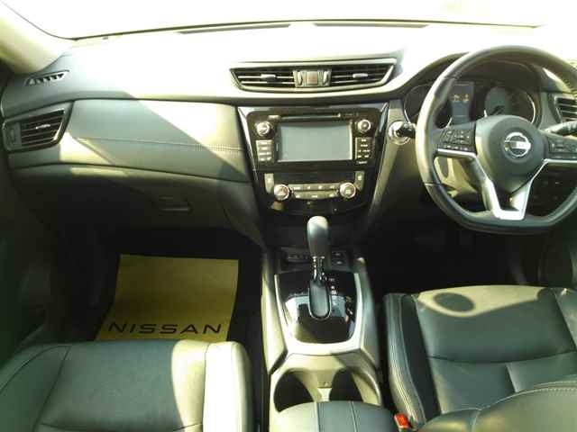 NISSAN X-TRAIL 2018