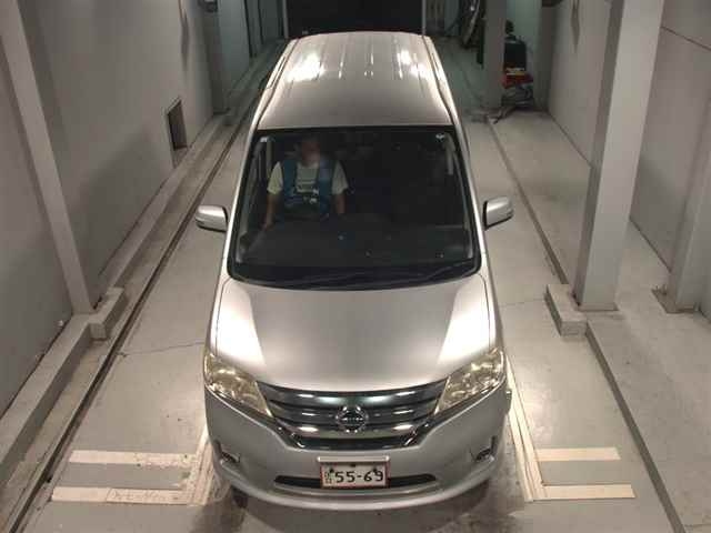 NISSAN SERENA 2013