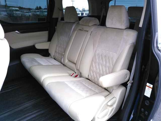 TOYOTA VELLFIRE 2015