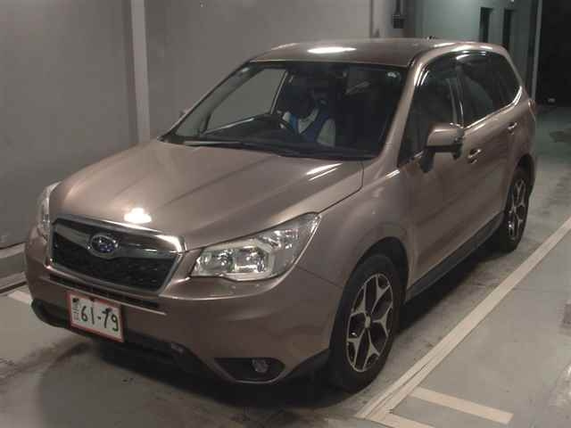 SUBARU FORESTER 2014
