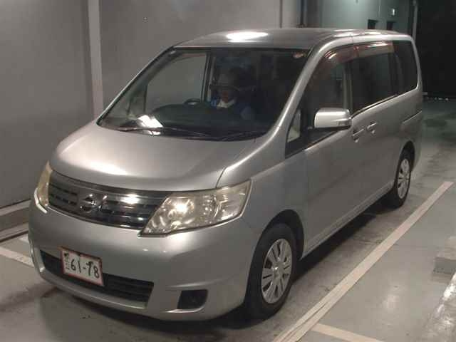 NISSAN SERENA 2010