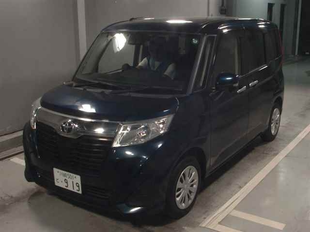 TOYOTA ROOMY 2019